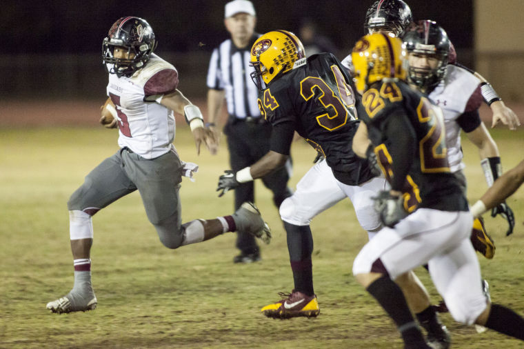 Football: MP vs Desert Ridge